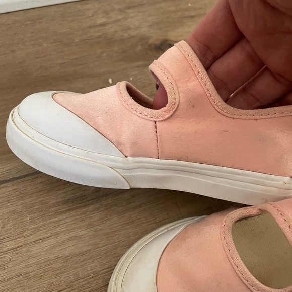 Vans Toddler Mary Jane Sneakers in Pink and White - Picture 6 of 11